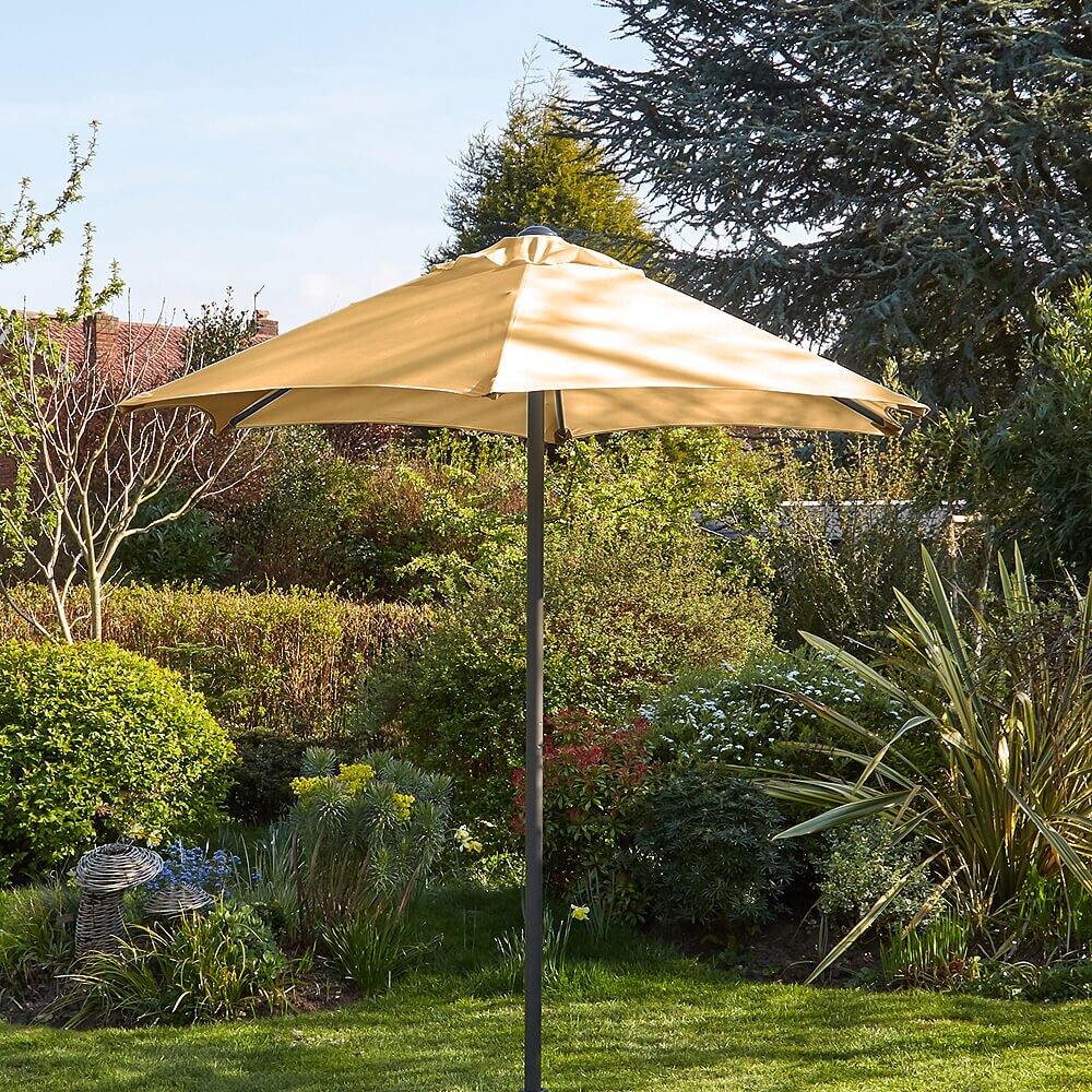 Chancery 2m Traditional Parasol brown
