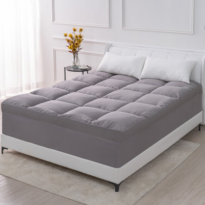 4'' plush down alternative mattress topper