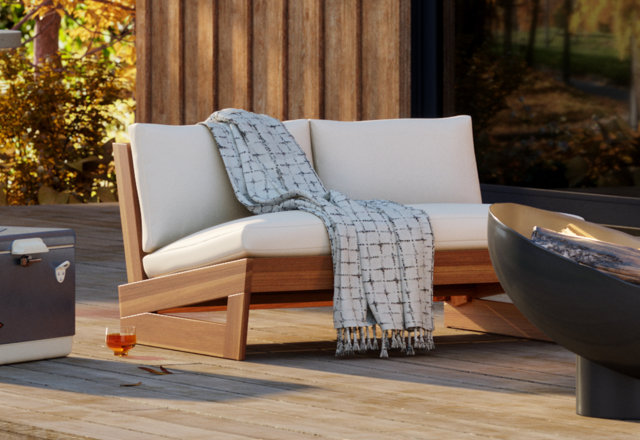 Multiseason Patio Seating