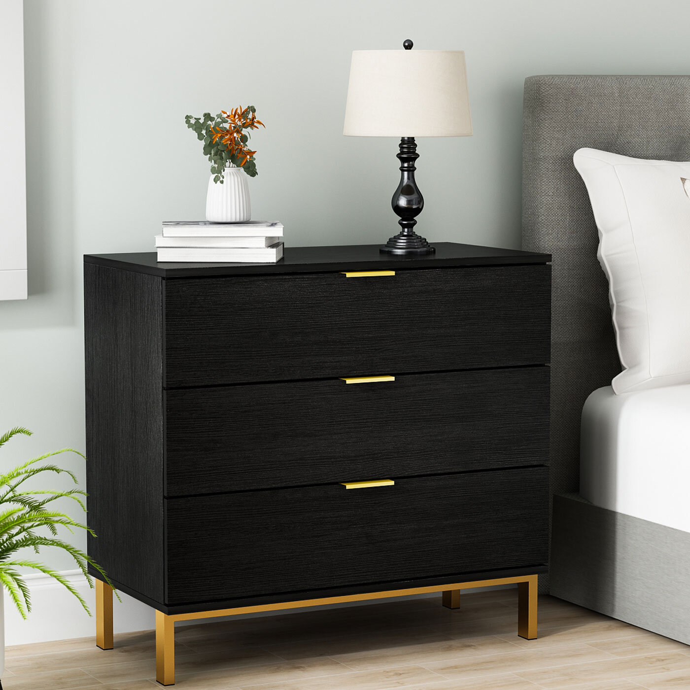 Kallisto 3-Drawer Nightstand In Black Lacquered Wood With Decorative Moldings 