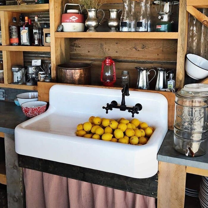 farmhouse style kitchen sinks