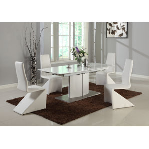 Elizabeth Extendable Dining Table by C..