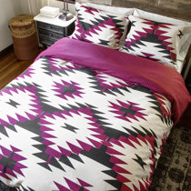 laura hart comforter
