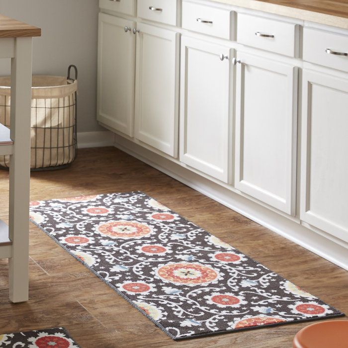 Bunnell 2 Piece Looped Hooked Red Gray Area Rug Set