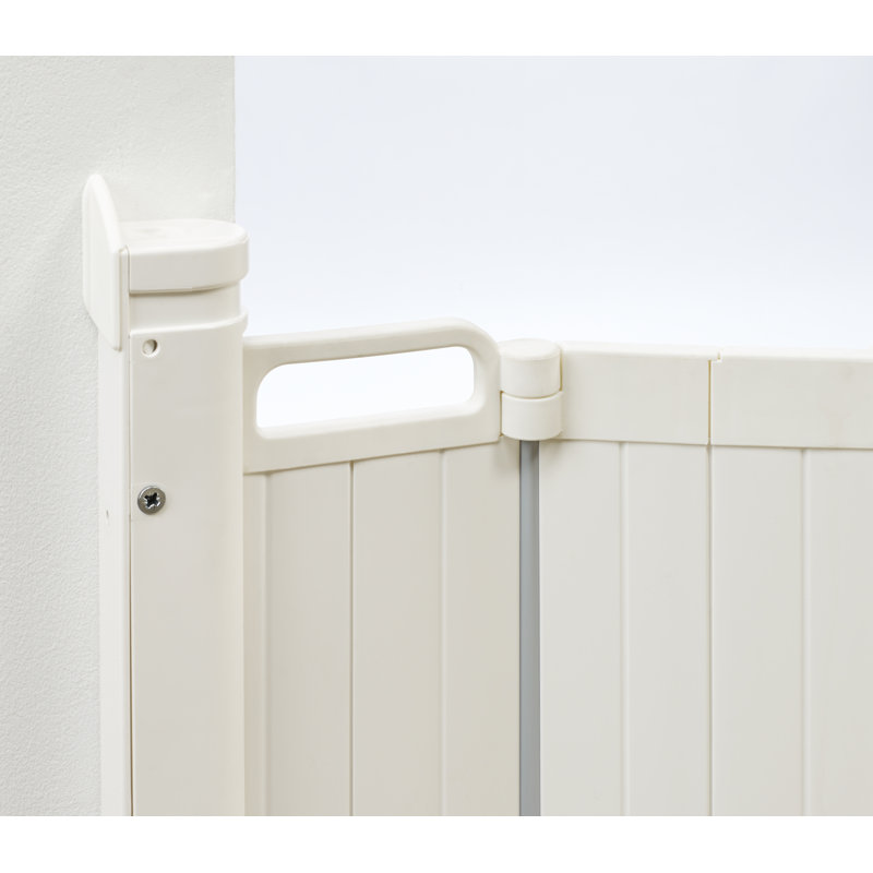 babydan guard me retractable safety gate