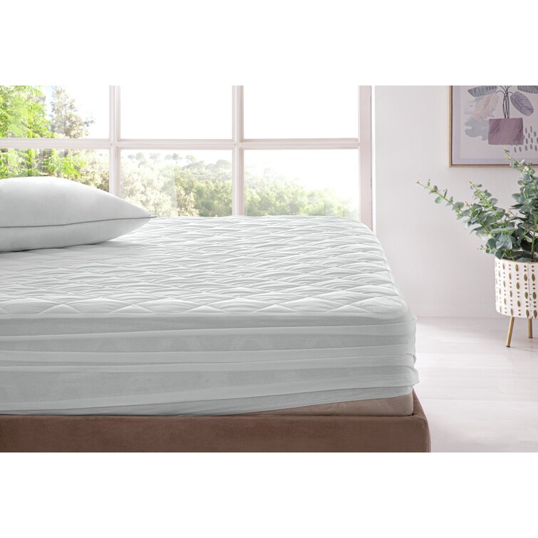 WHITE MICROFIBRE QUILTED MATRESS MATTRESS PROTECTOR FITTED BED COVER:ALL SIZES