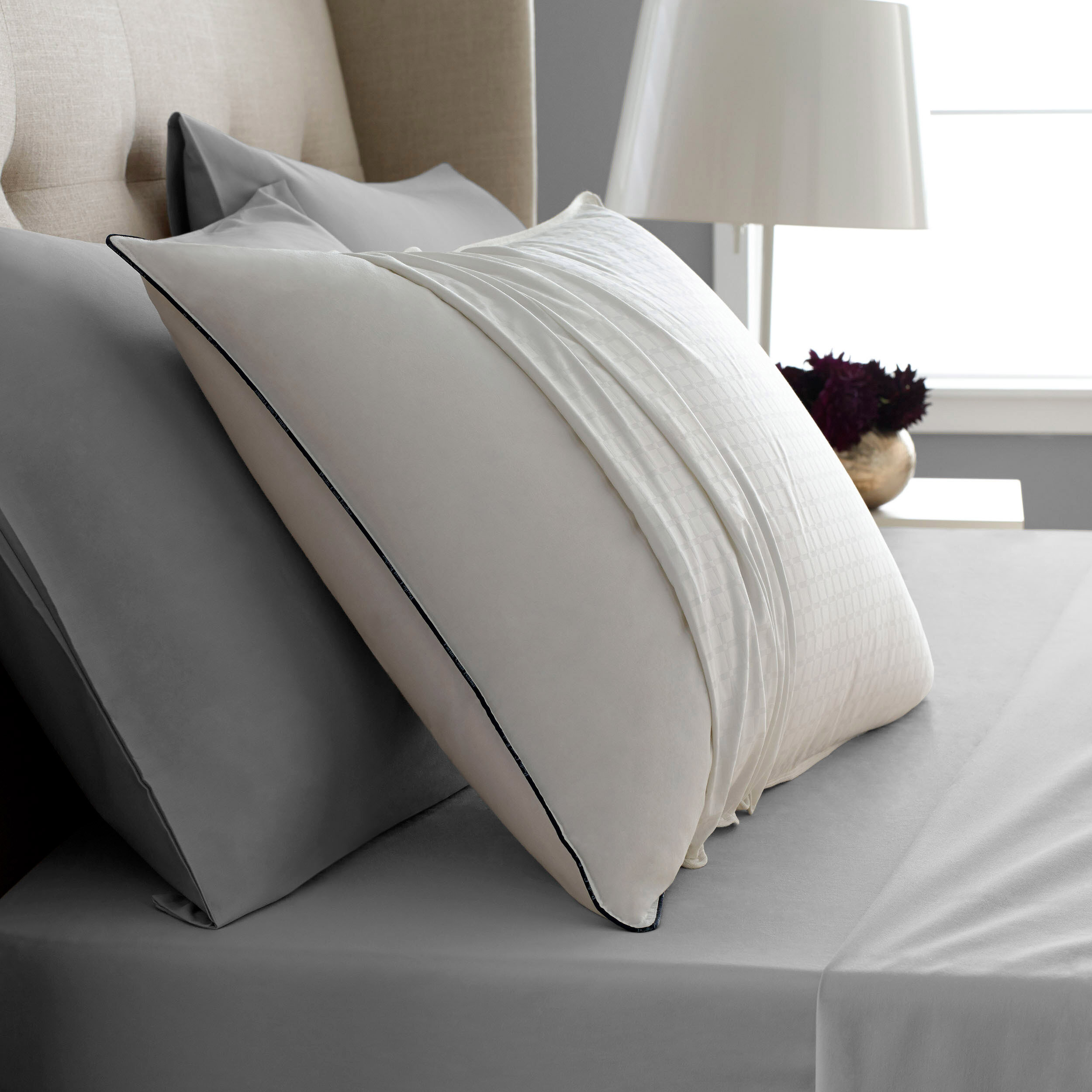 New Pacific Coast Feather White Bed Cover With Zip Closure