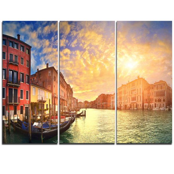 Designart Majestic Sunset Over Venice 3 Piece Graphic Art On Wrapped Canvas Set Wayfair