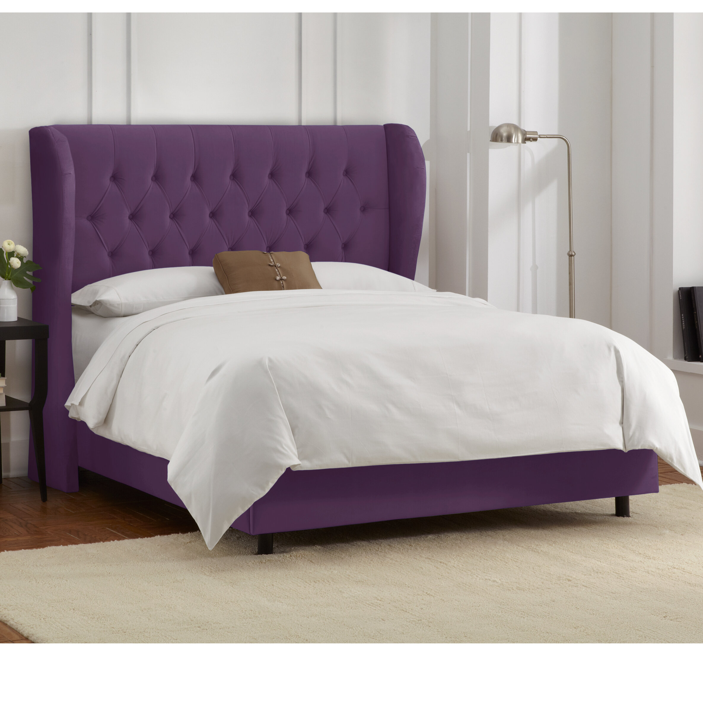 Кровать с мягким изголовьем фото. Кровать Pfeiffer Upholstered Bed. Кровать с мягким изголовьем с ушами. Кровать изголовье с ушками. Кровать с мягким изголовьем с ушками.