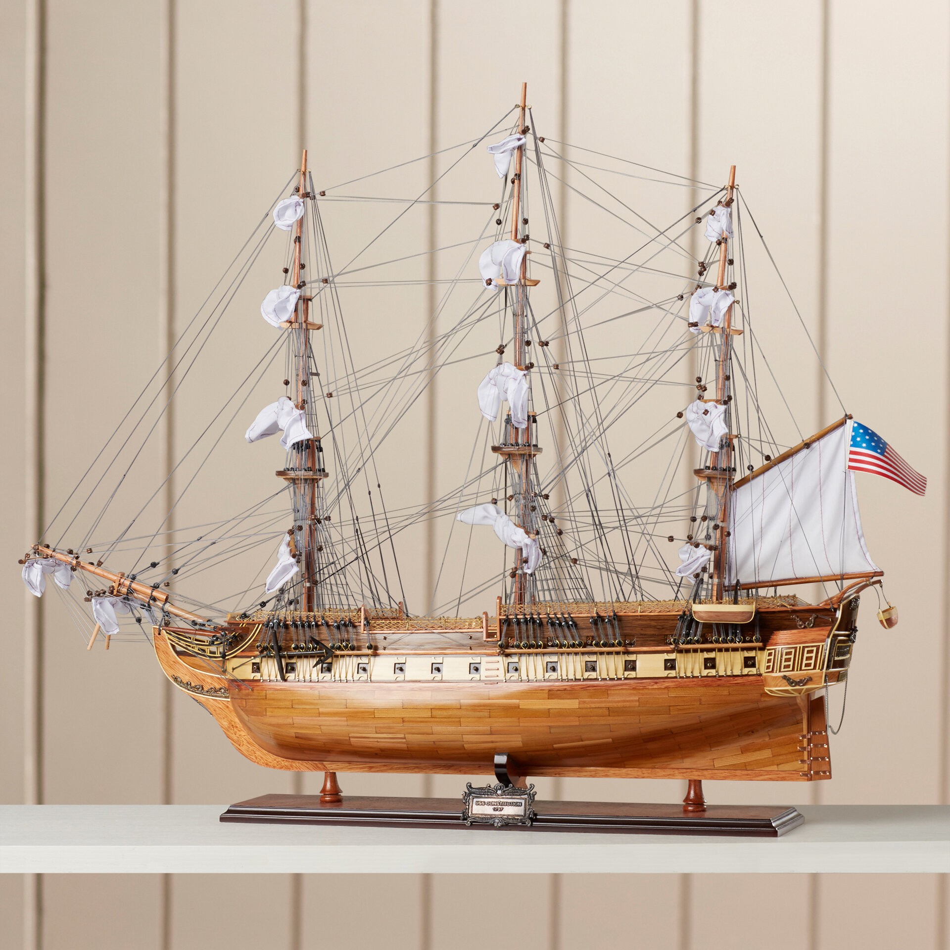USS Constitution Limited Tall ship Model 18" Warship Decorative  Pre-Assembled 