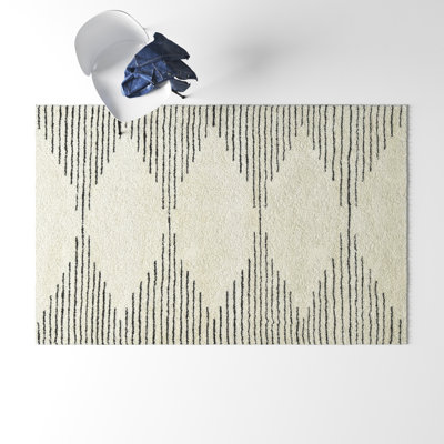 Thurman Geometric Hand-Knotted Area Rug in Parchment/Gray
