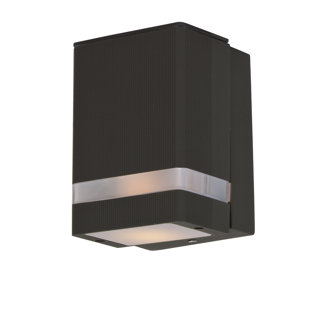 Best Leilla 1-Light Outdoor Flush Mount By Orren Ellis Outdoor Lighting Leilla 1-Light Outdoor Flush Mount By Orren Ellis Outdoor Lighting