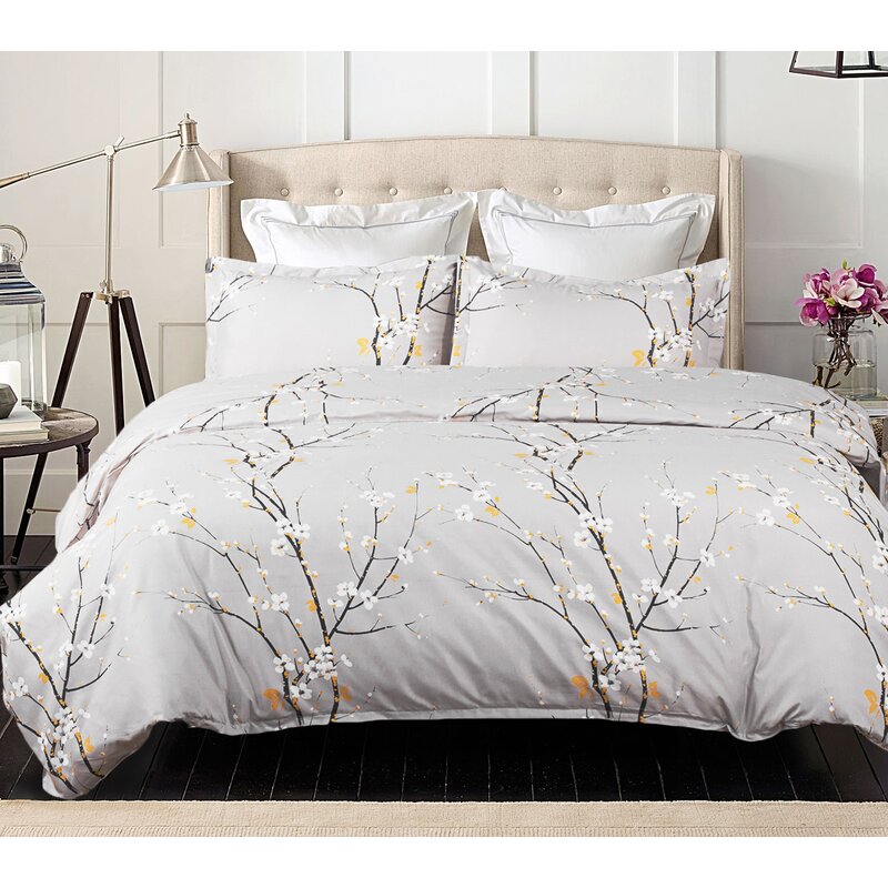 World Menagerie Catana Hypoallergenic Floral Reversible Duvet