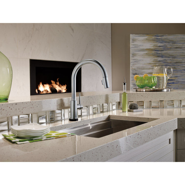 9159T-AR-DST Delta Trinsic Pull Down Single Handle Kitchen ...