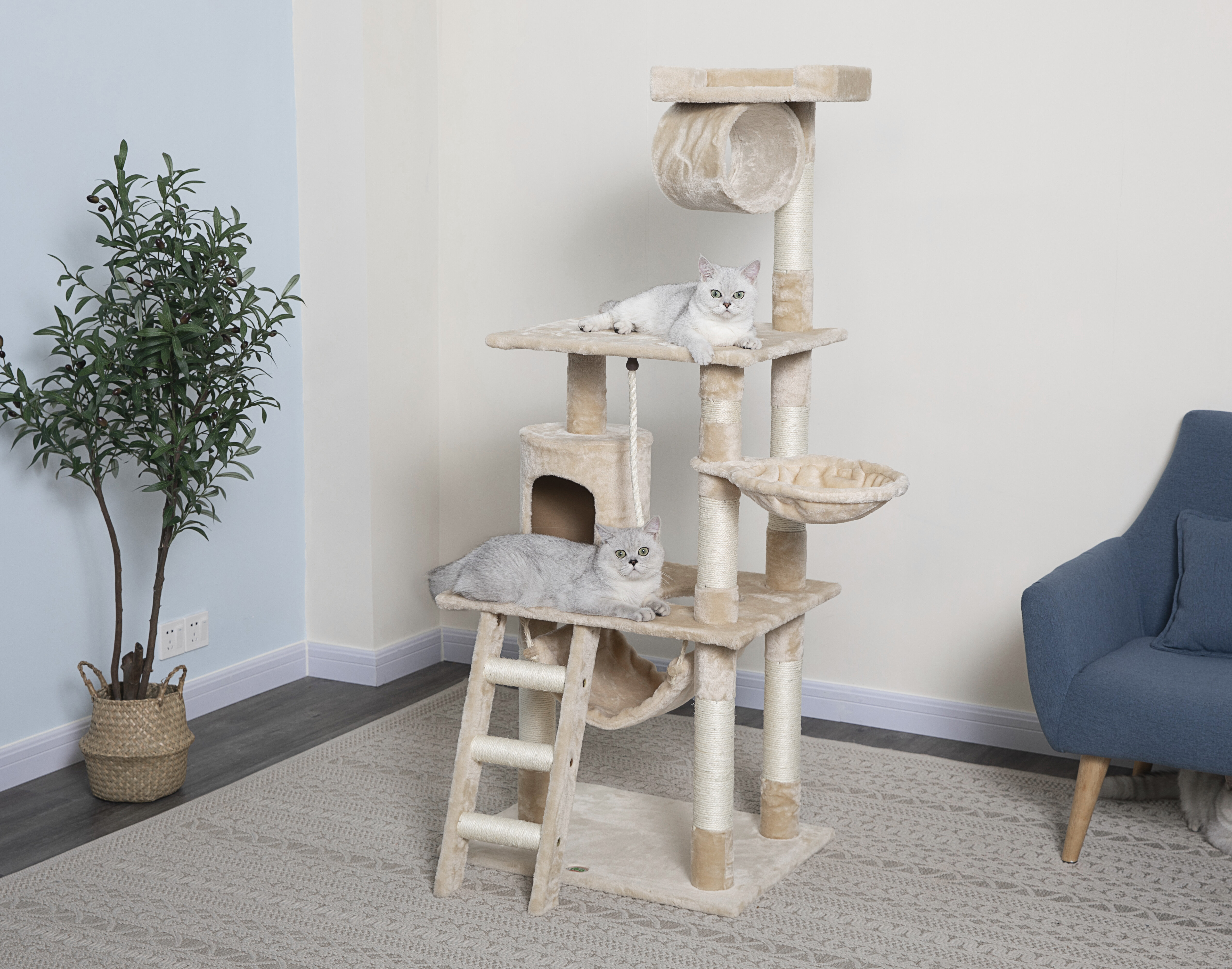 62 Mittens Cat Tree