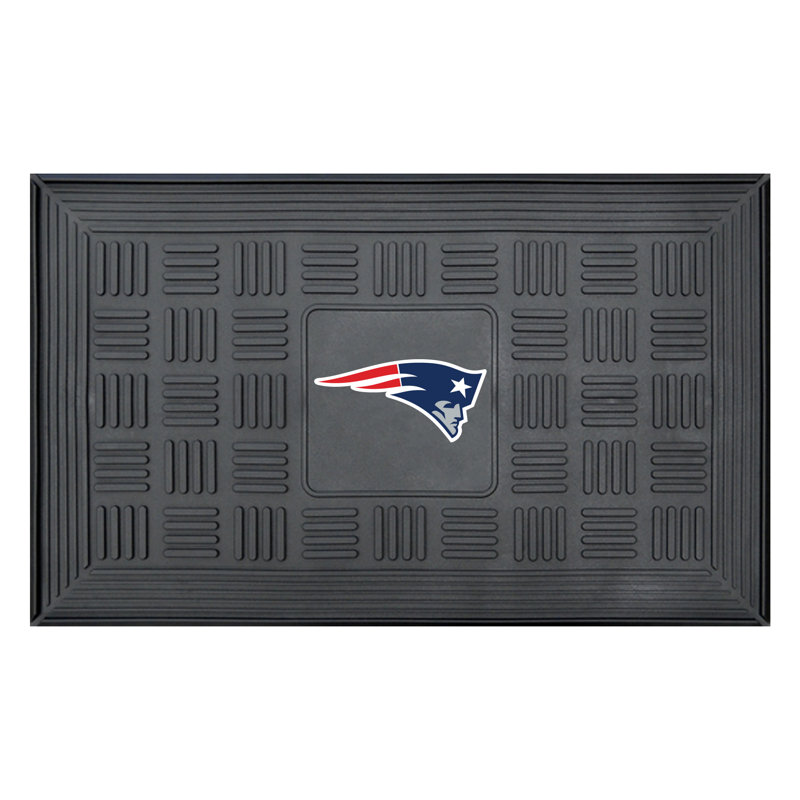 Fanmats New England Patriots Medallion Door Mat
