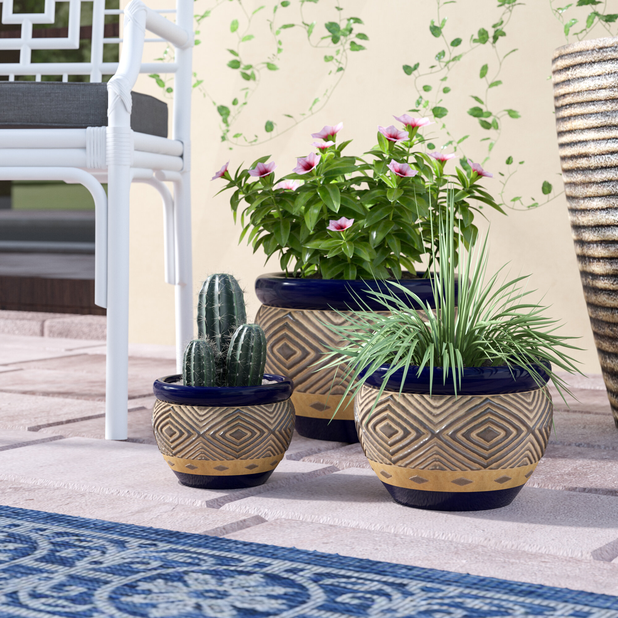 FLOWER POT BONHOMME for indoors and outdoors with water drain hole