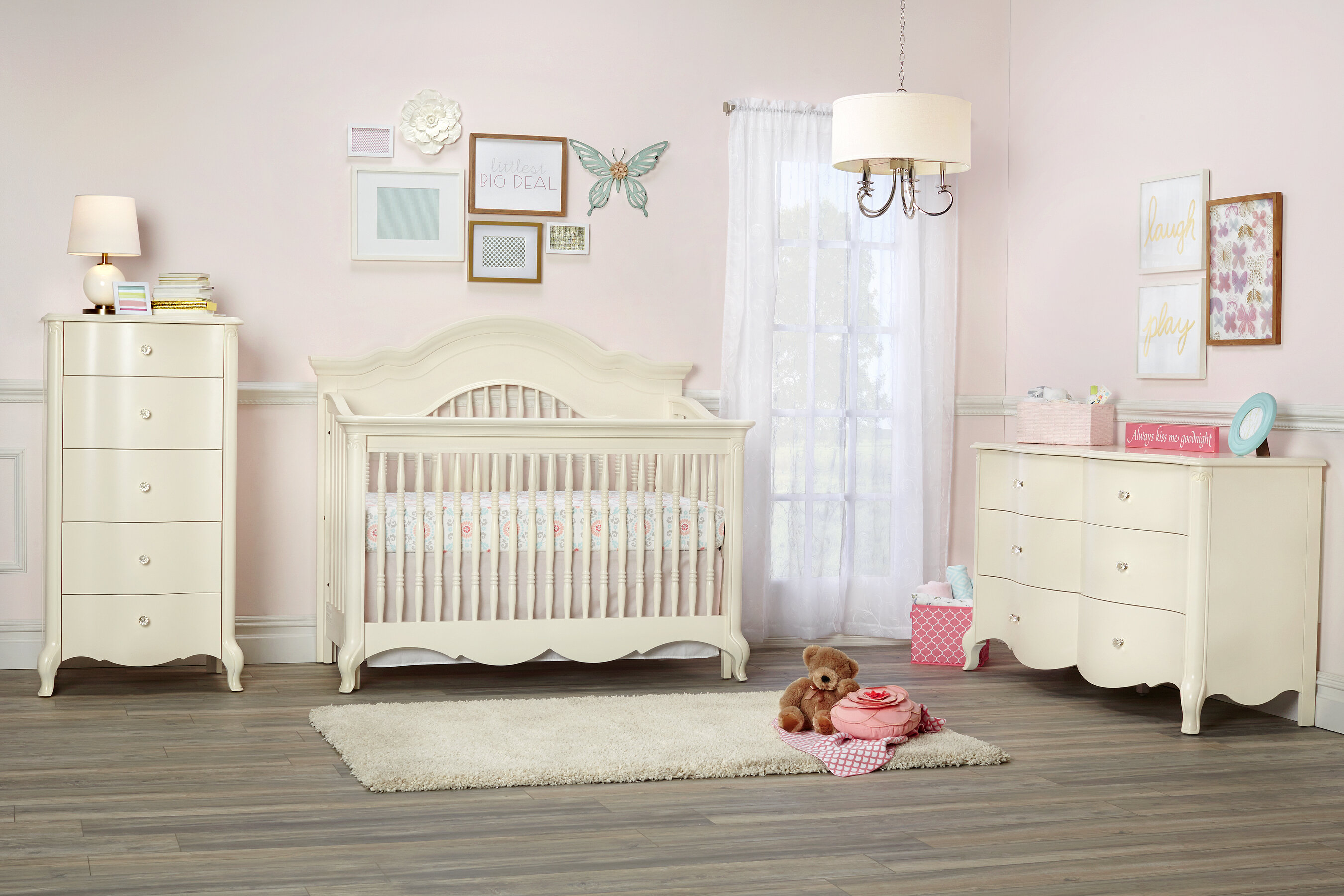 nursery suite furniture