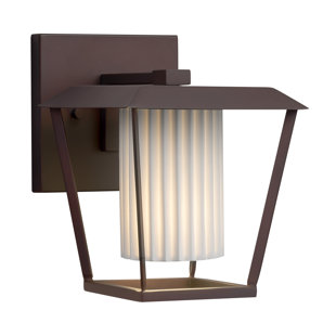 Best Darrien 1-Light Outdoor Sconce By Brayden Studio Outdoor Lighting Darrien 1-Light Outdoor Sconce By Brayden Studio Outdoor Lighting