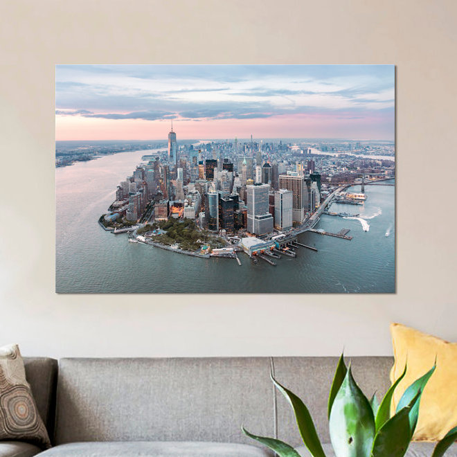 East Urban Home Lower Manhattan Peninsula At Sunset New York