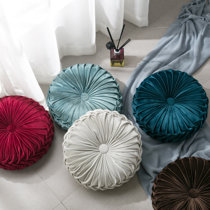round accent pillows