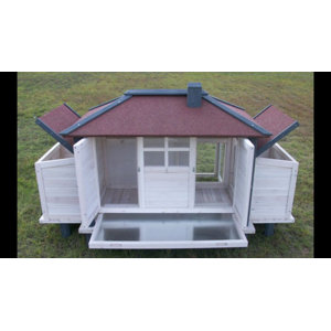 Moxie Chicken Coop with Lockable Nesting Box and Storage