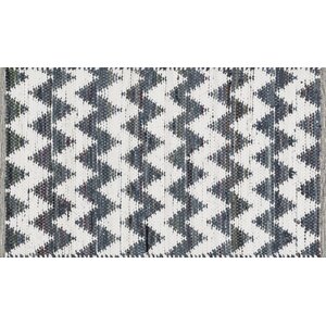 Vivian Gray/White Area Rug