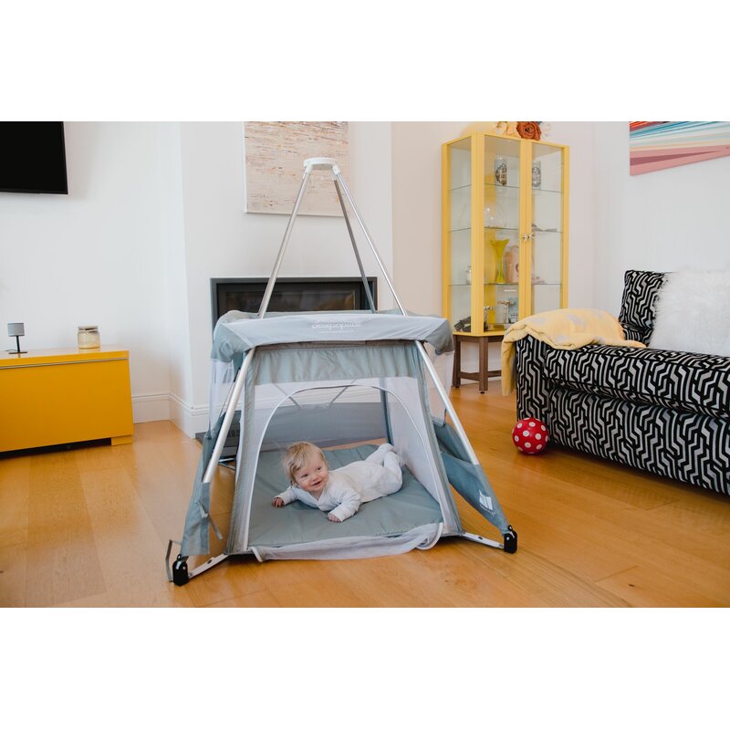 folding travel cot