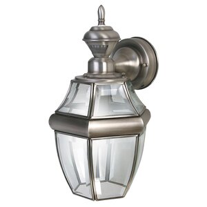 Larchmont Traditional 1-Light Outdoor Wall Lantern