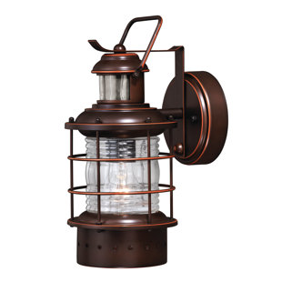 Best Griffin Modern 1-Light Outdoor Wall Lantern By Longshore Tides Outdoor Lighting Griffin Modern 1-Light Outdoor Wall Lantern By Longshore Tides Outdoor Lighting