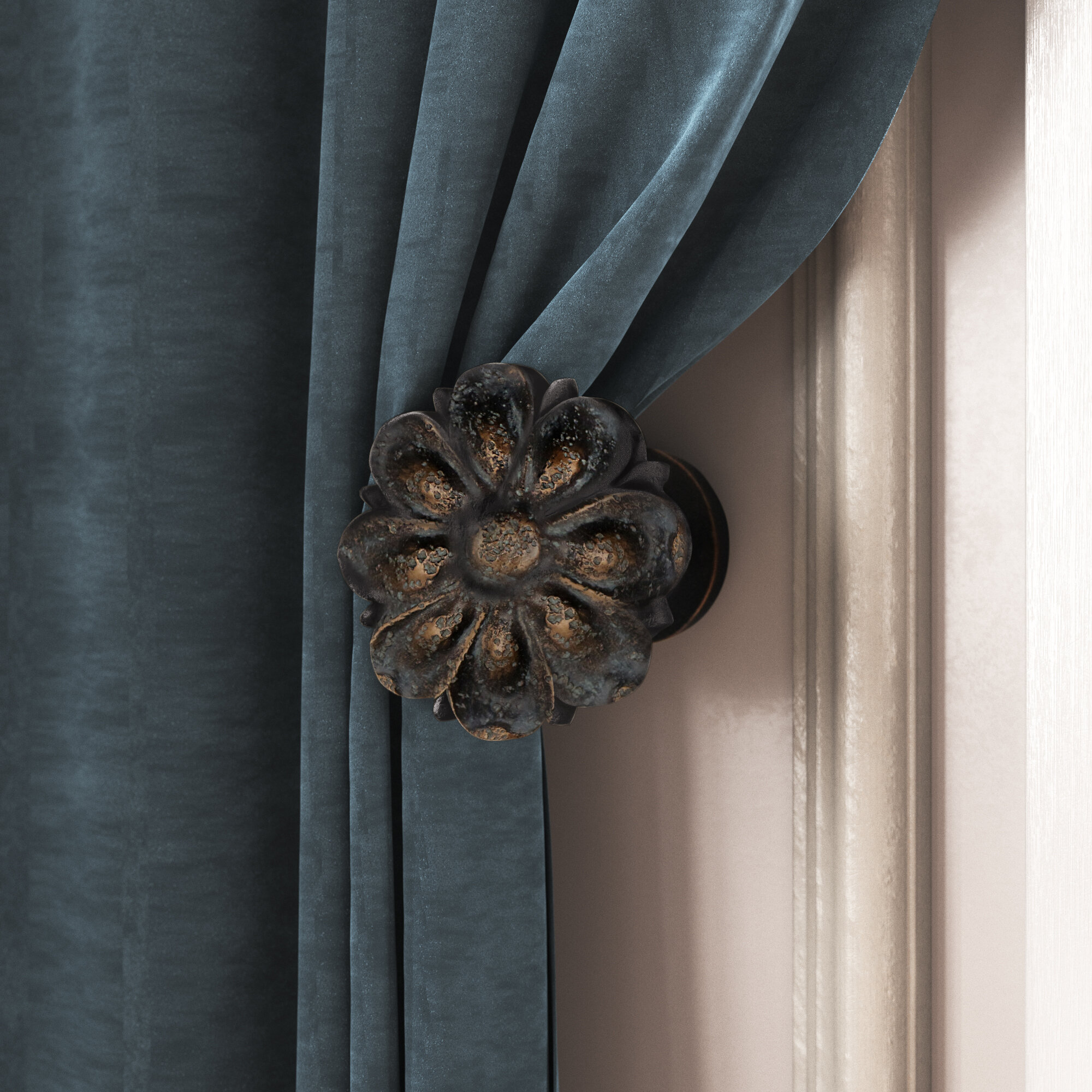 Beautiful Brand New Set Of 2 Curtain Tie Backs Bronze With Leather 