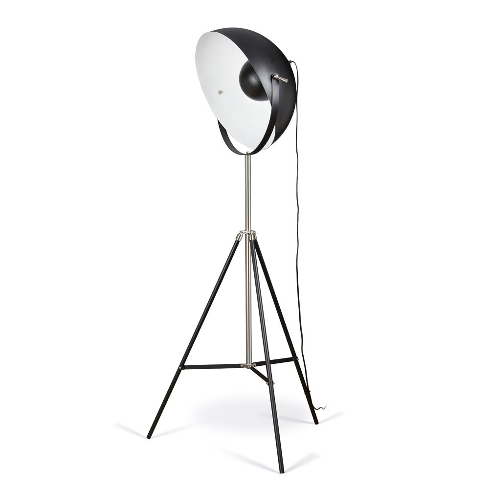 studio tripod floor lamp