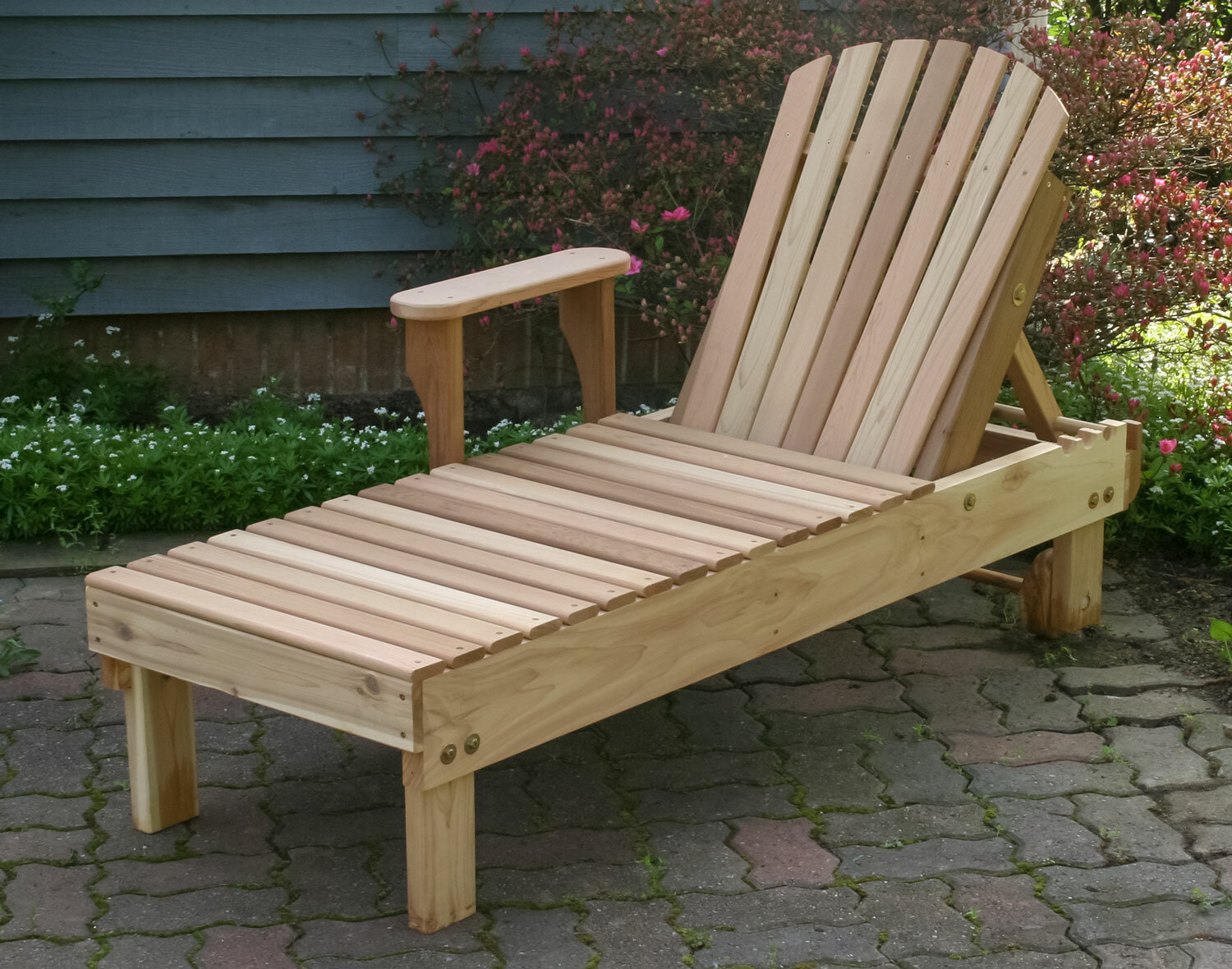 cedar outdoor chaise lounge