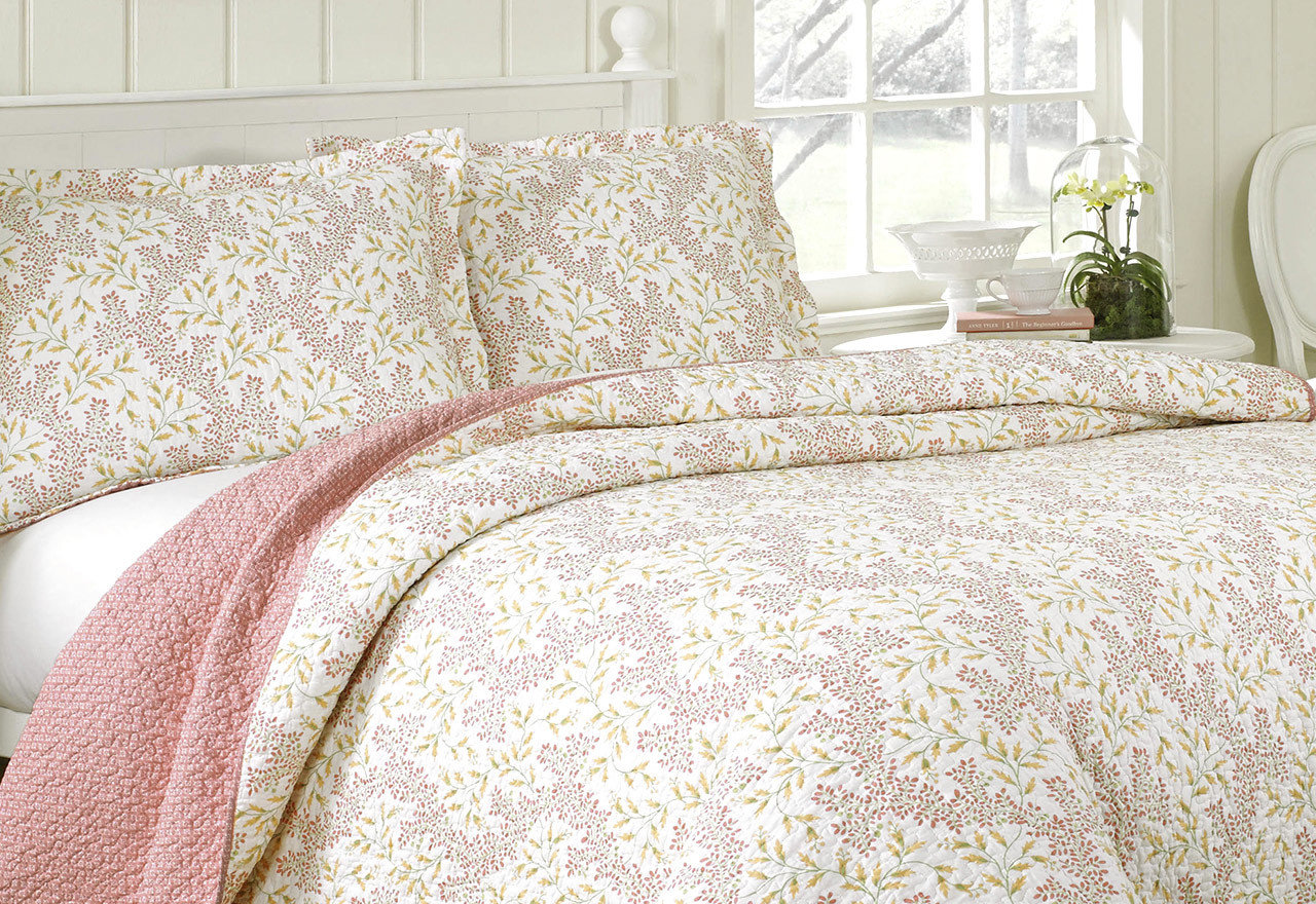 [BIG SALE] Get Cozy Quilts, Comforters & More You’ll Love In 2022