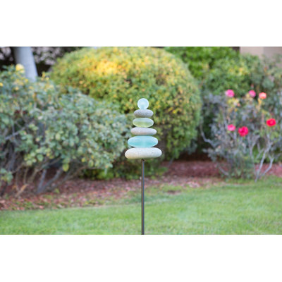 Mentis Cairn Garden Stake