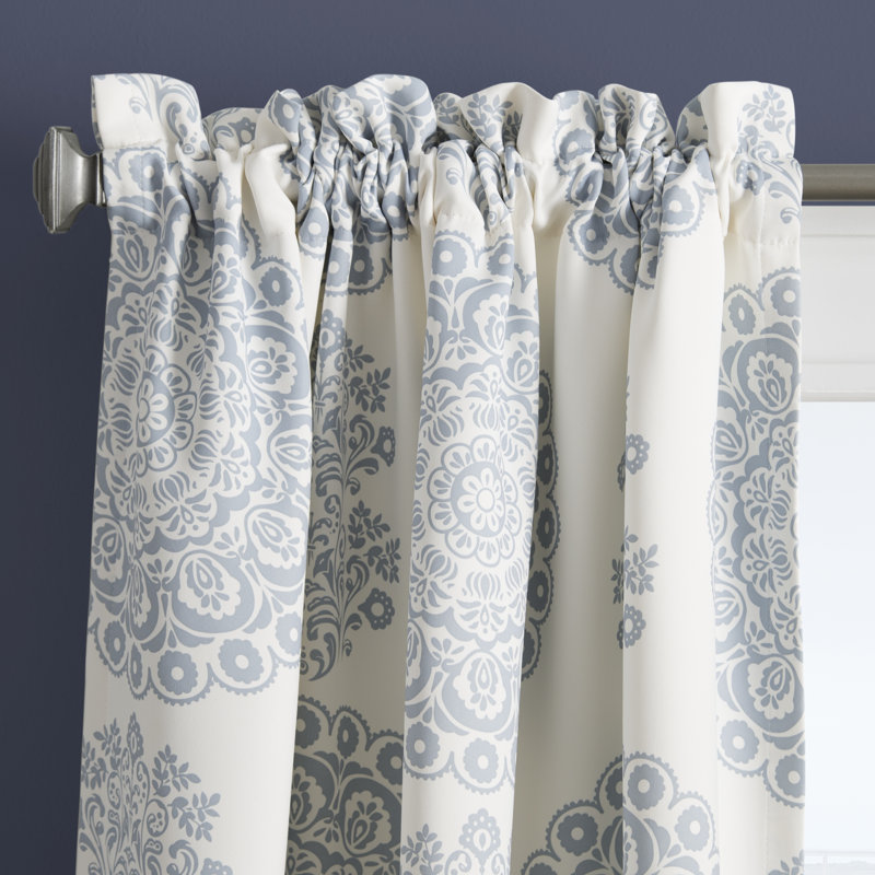Beachcrest Home Ryans Floral Room Darkening Thermal Rod Pocket