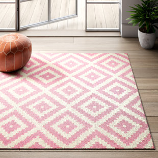 small pink rug for nursery
