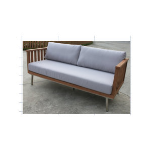 Sofa Sengl mit Kissen von Hazelwood Home