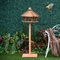 freestanding bird feeder station