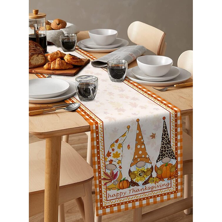Table Runner with Set of 4 Placemats Retro Farm Cow with Sunflower Washable Dresser Scarves Table Mats for Dinning Table Home Decor Rustic Buffalo Checkered Party Kitchen 