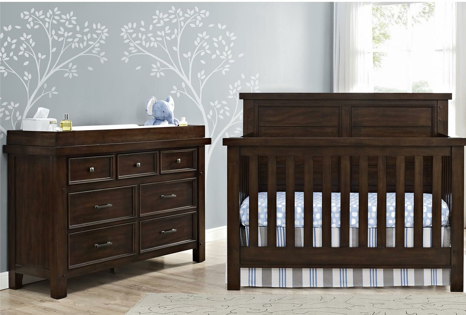 Bertini Timber Lake 5 In 1 Convertible 3 Piece Nursery Furniture