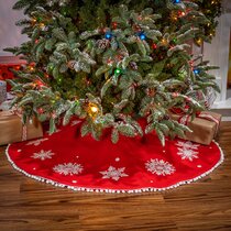 Northlight 11134196 60 Traditional Red and Green Velveteen Christmas Tree Skirt