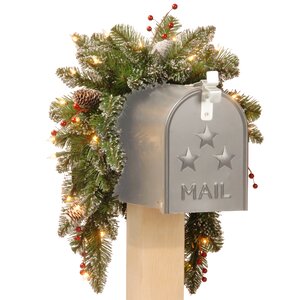 Pre-Lit Spruce Mailbox Swag