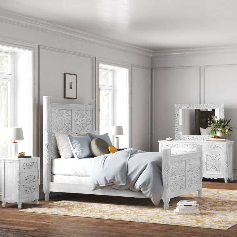 Kelly Clarkson Home Buena Park Sleigh Solid Wood 5 Piece