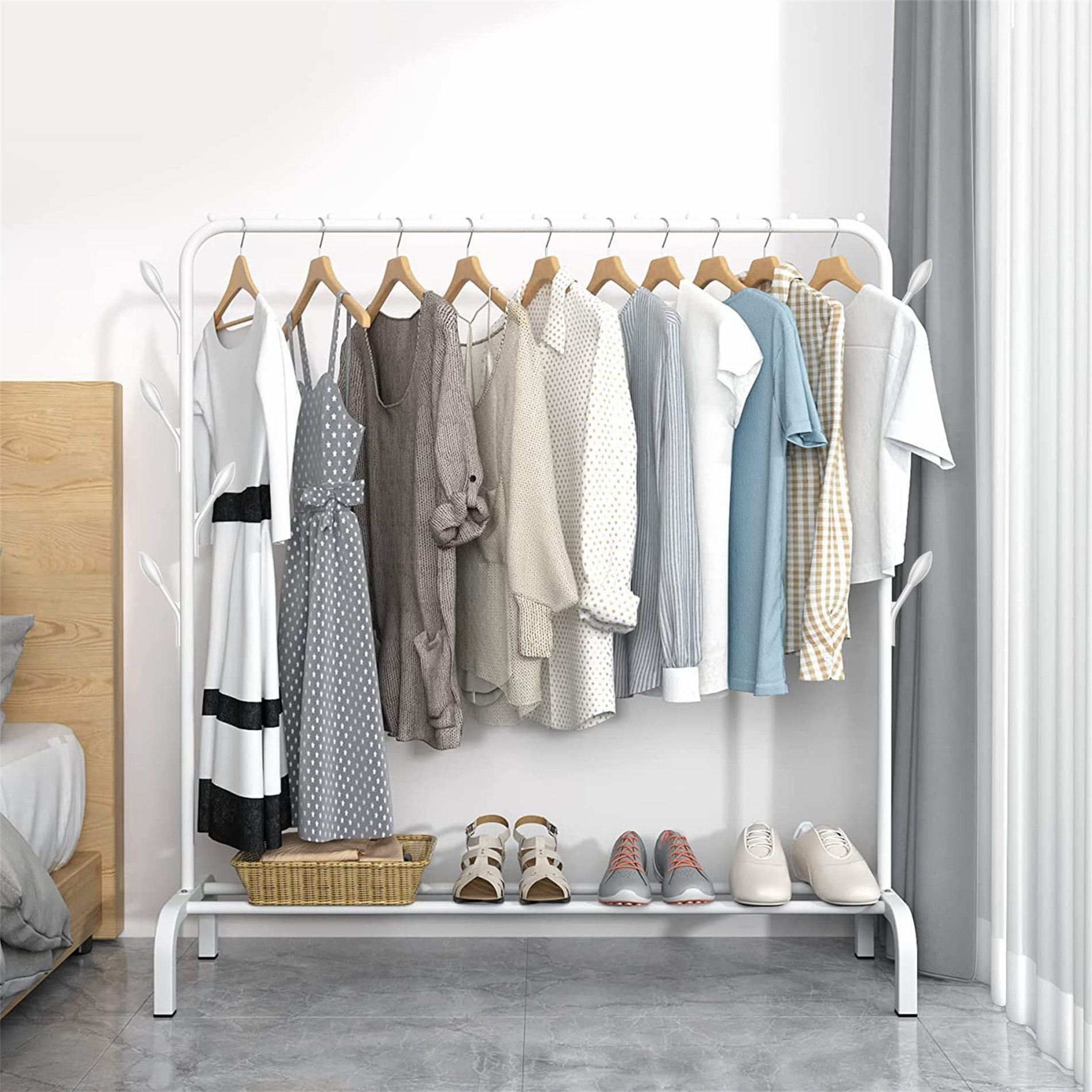 Rebrilliant Metal Clothes Rail Garment Rack, Heavy Duty Coat Rail With