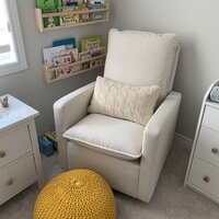 cali swivel glider babyletto