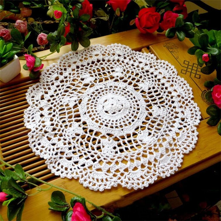 vintage hand crochet 10” 25cm cotton lace round ecru table doilie doily doiley 