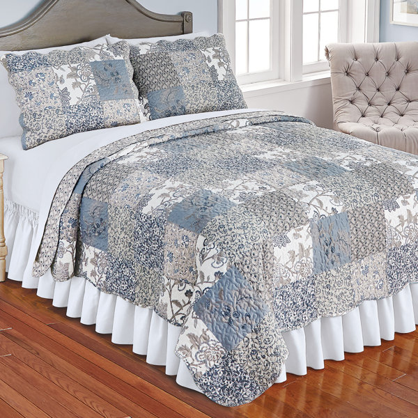 Featured image of post Navy Blue Toile Bedding