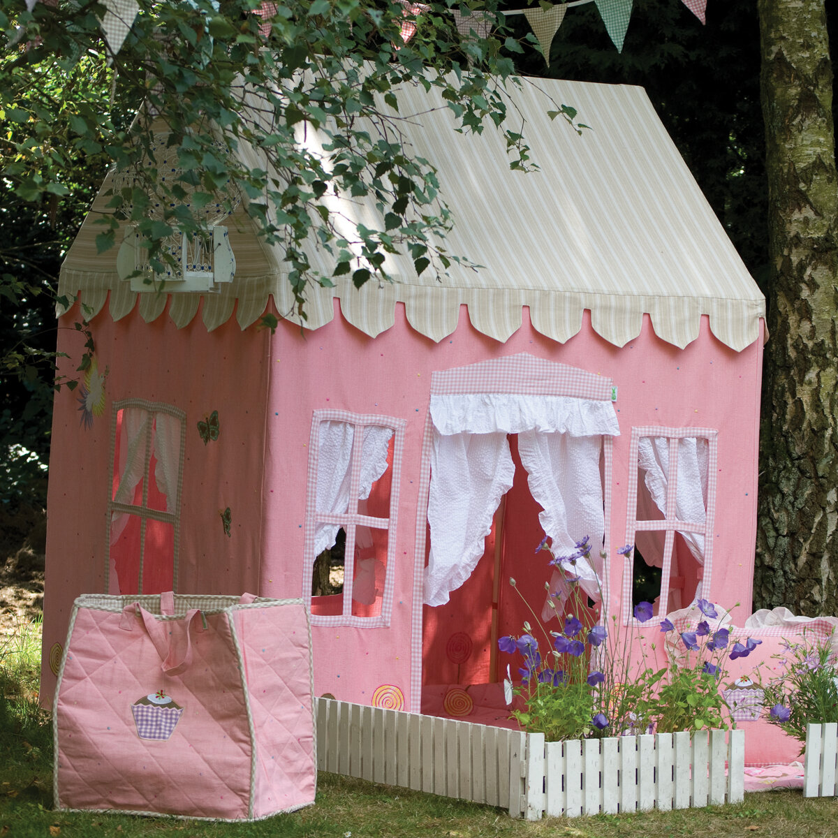 baby outdoor play house