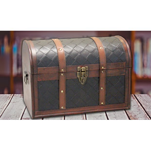 Monserrat Round Top Treasure Trunk